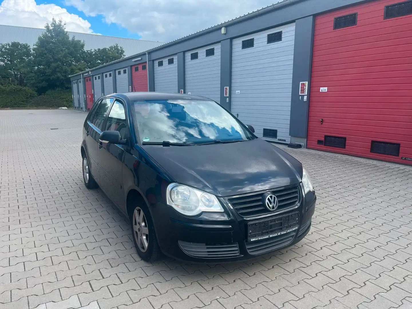 Volkswagen Polo IV Trendline Schwarz - 1