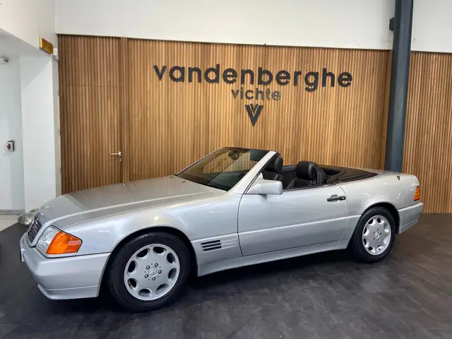 Mercedes-Benz SL 300 300 SL-24 AUTOMAAT KINDERZIT VERWARMDE ZETELS