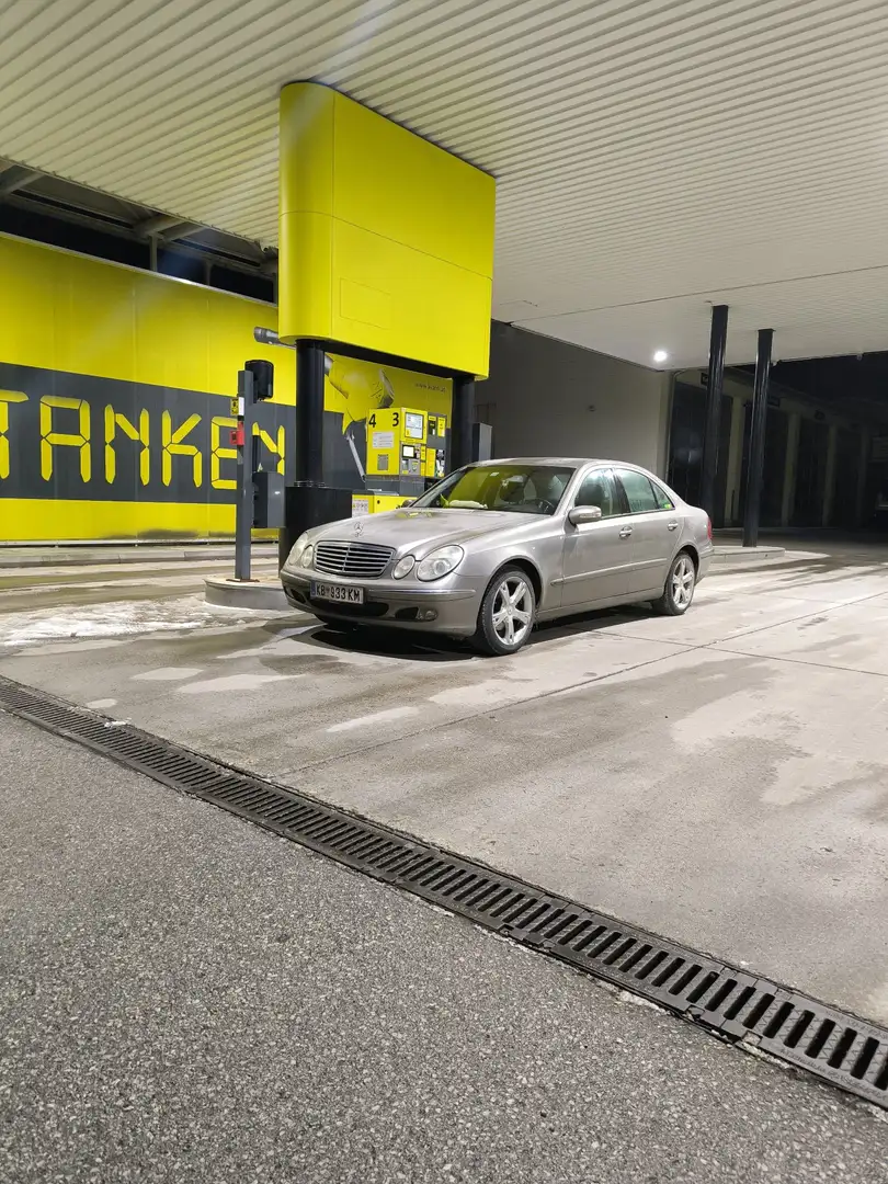 Mercedes-Benz E 200 CDI Elegance - 1
