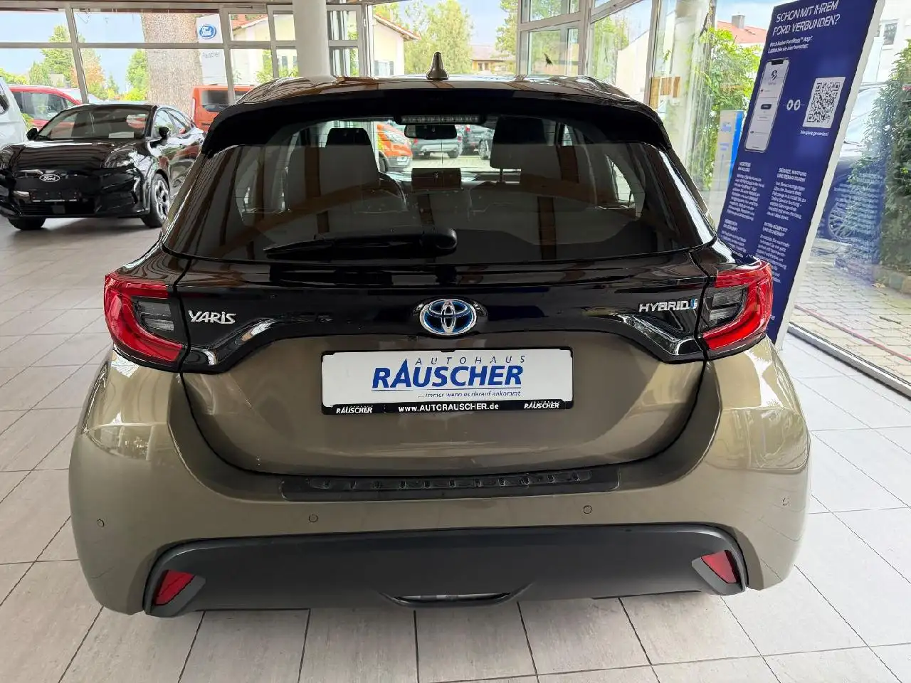 Toyota Yaris Hybrid Team Deutschland, миниатюра 4