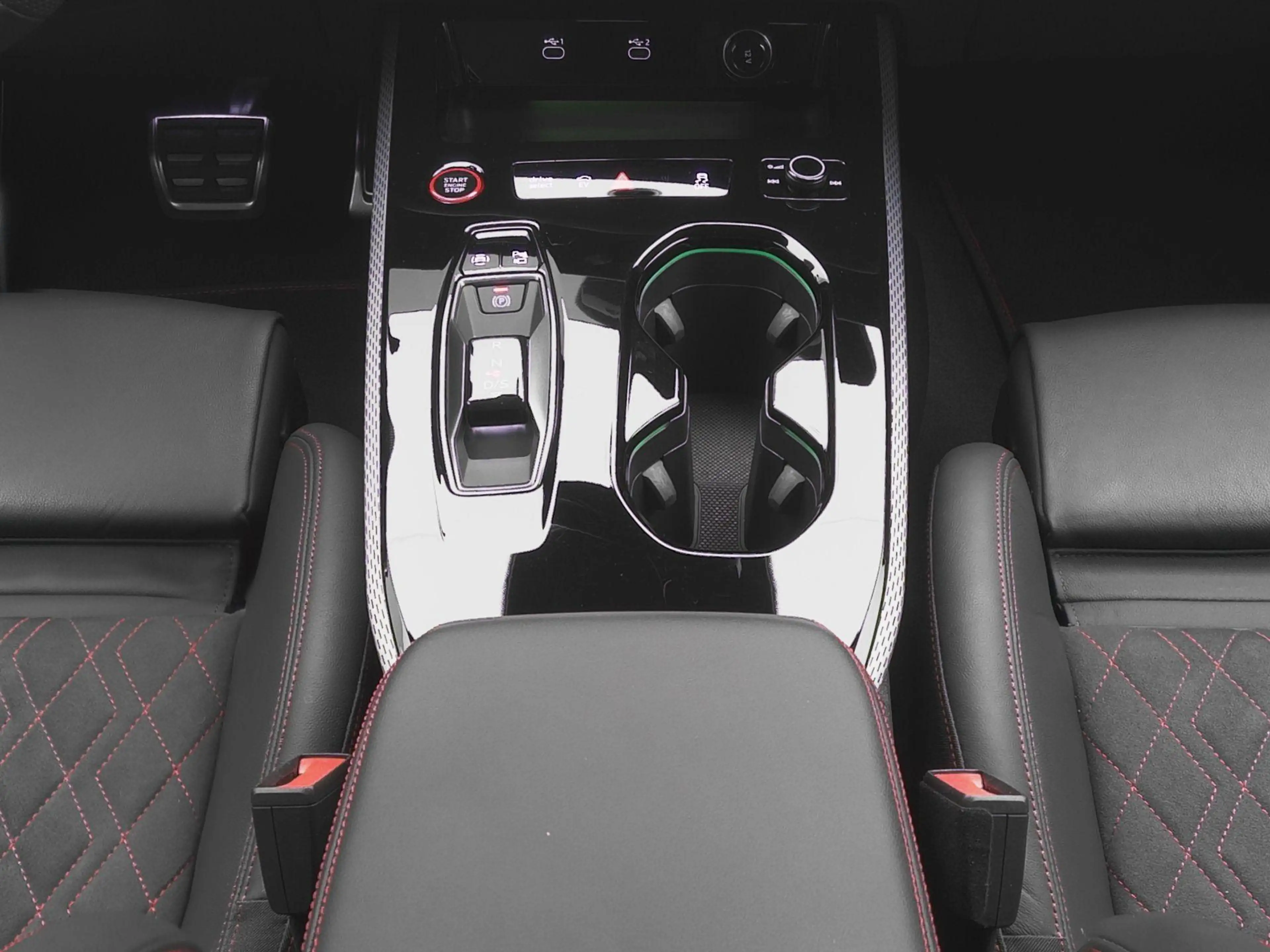 Audi A5 Avant S Edition Competition 2.0 e-hybrid quattro 3 — photo 10