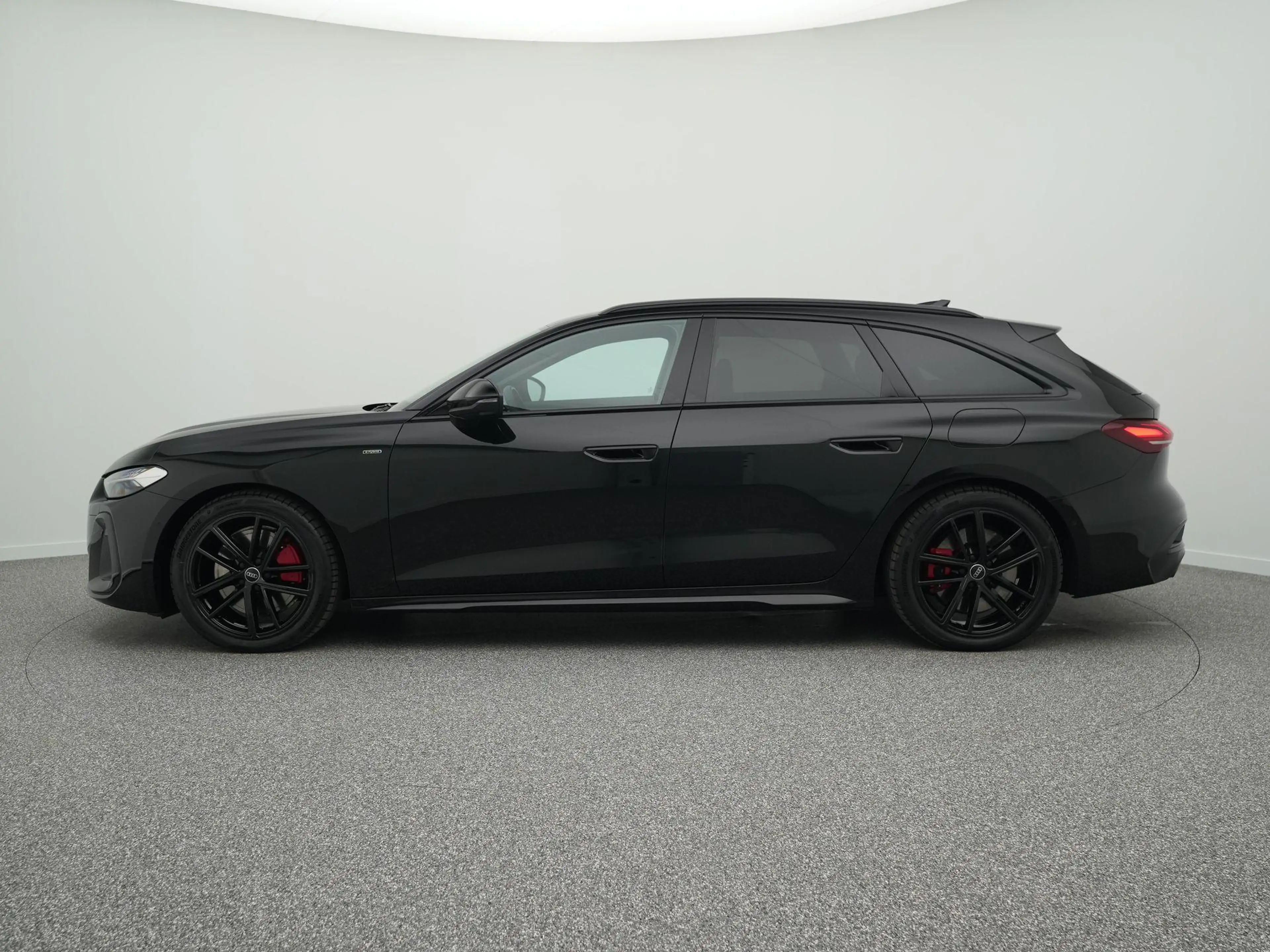 Audi A5 Avant S Edition Competition 2.0 e-hybrid quattro 3 — photo 12