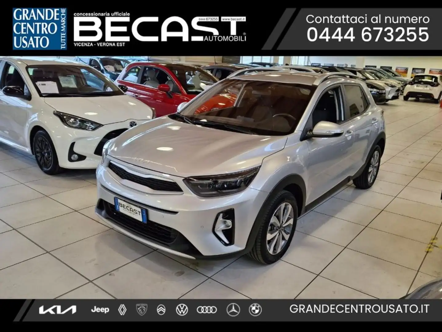 Kia Stonic 1.2 MPI Style Special Edition Argento - 1
