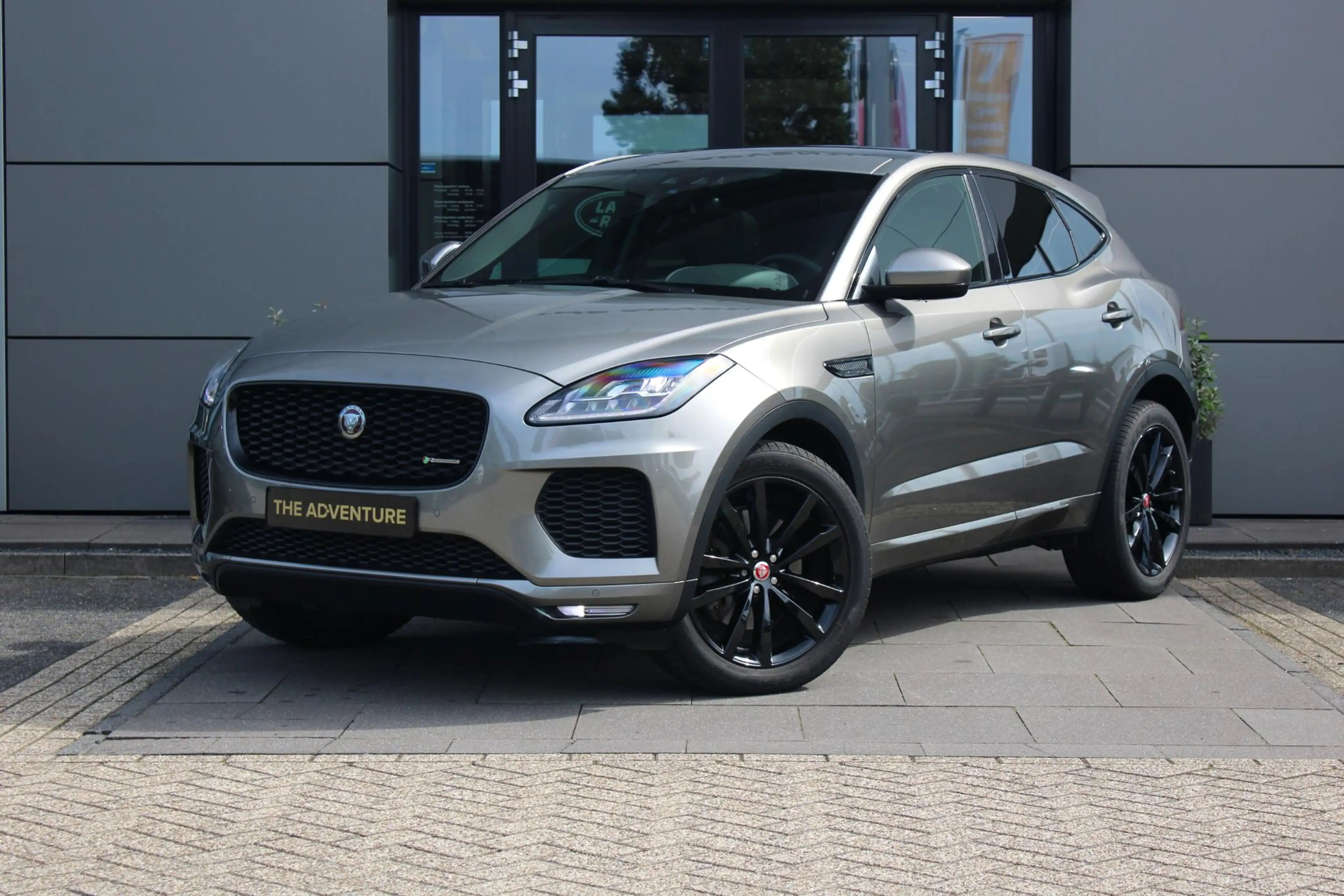 Jaguar E-Pace 2.0 P200 AWD | Pano | Stoel+stuur verwarming | ACC — photo 2