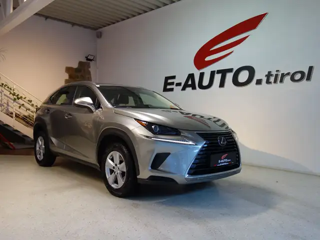 Lexus NX 300 Hybrid Aut. *CARPLAY *ASSISTENZ *LENKRADHZG