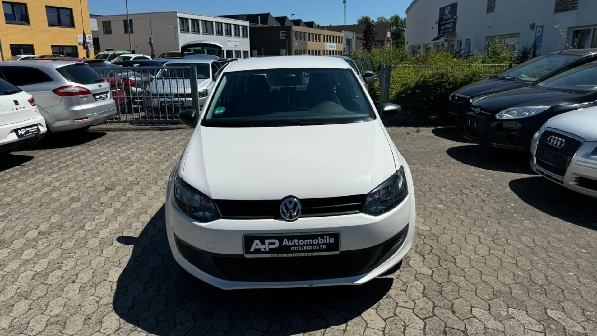 Volkswagen Polo V Trendline 222 TKM 3.Hand Tüv Neu Weiß - 2