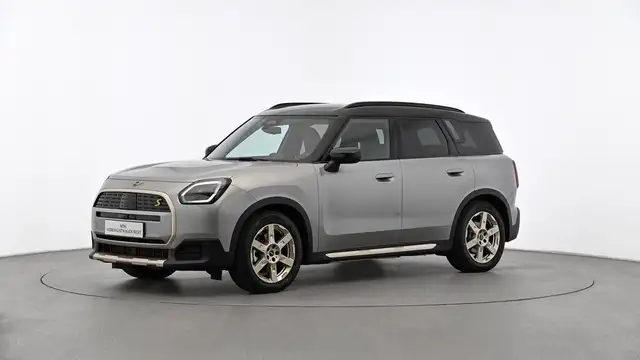 MINI Countryman SE All4 Favoured Trim