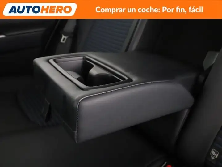 Toyota RAV4 2021, foto 36
