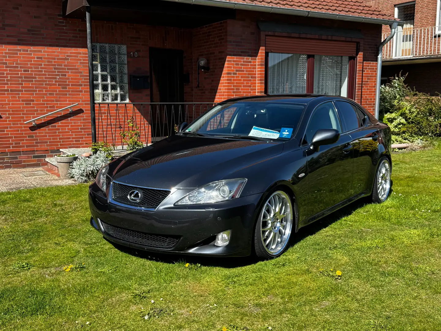 Lexus IS 250 IS Sport Line LEDER+MARK LEV+SCHIEBEDACH+MEM+INVIDIA+TÜVNEU Grau - 1