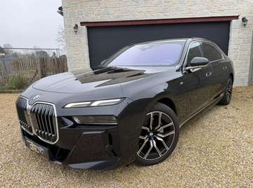 dA Xdrive Pack-M / NEW MODEL / TOIT PANO /GARANTIE