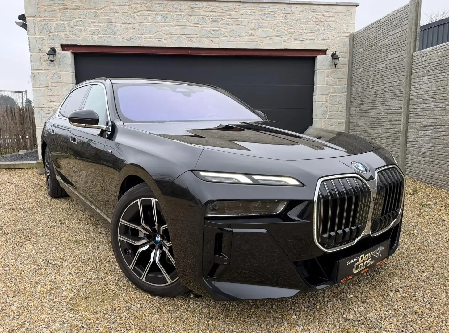 BMW 740 dA Xdrive Pack-M / NEW MODEL / TOIT PANO /GARANTIE Noir - 2