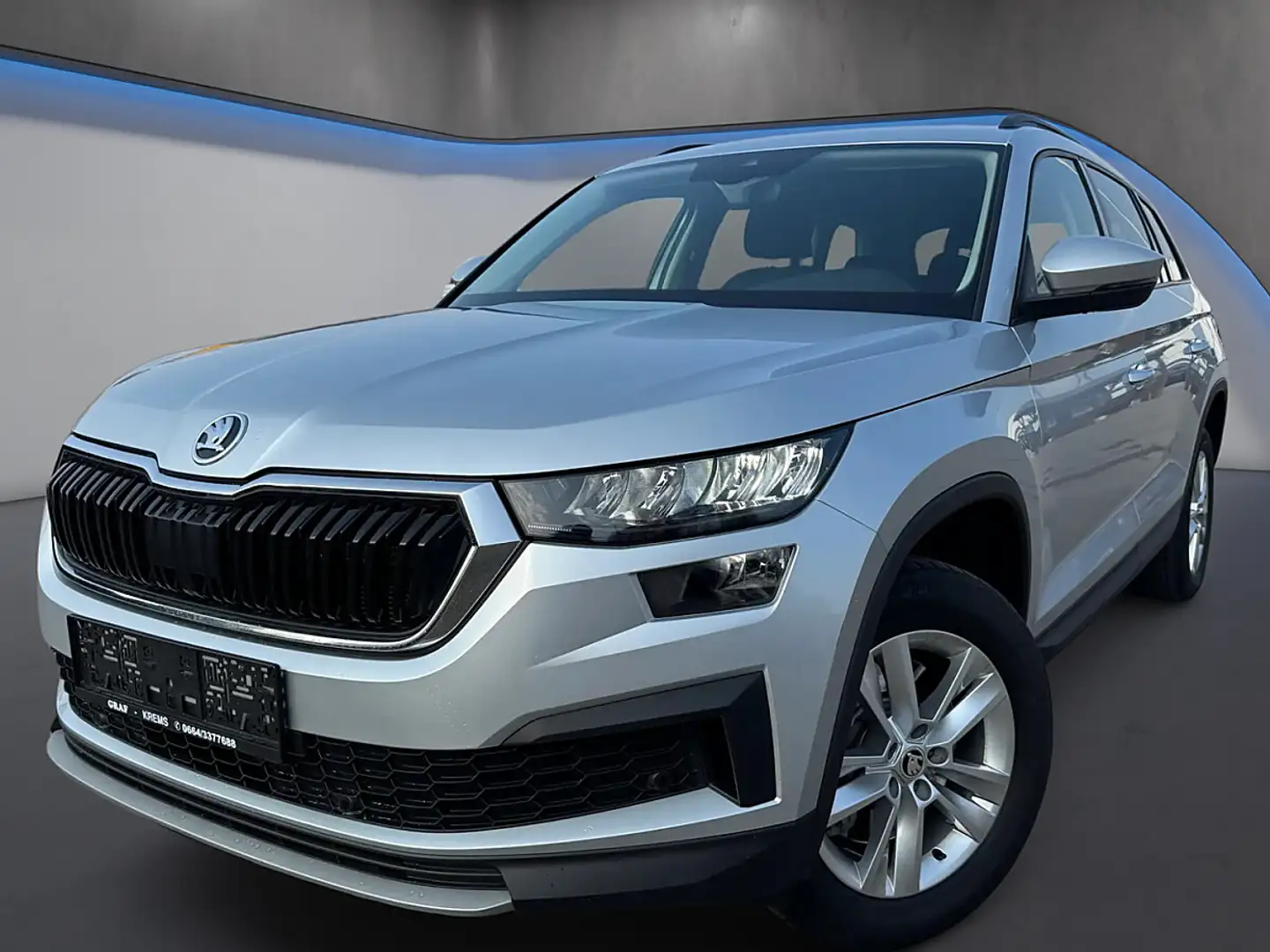 Skoda Kodiaq 2,0 TDI Ambition DSG *7Sitze*ACC*Kamera*Virtual... Silber - 1