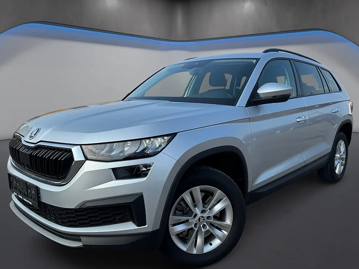 Skoda Kodiaq 2,0 TDI Ambition DSG *7Sitze*ACC*Kamera*Virtual... Silber - 2