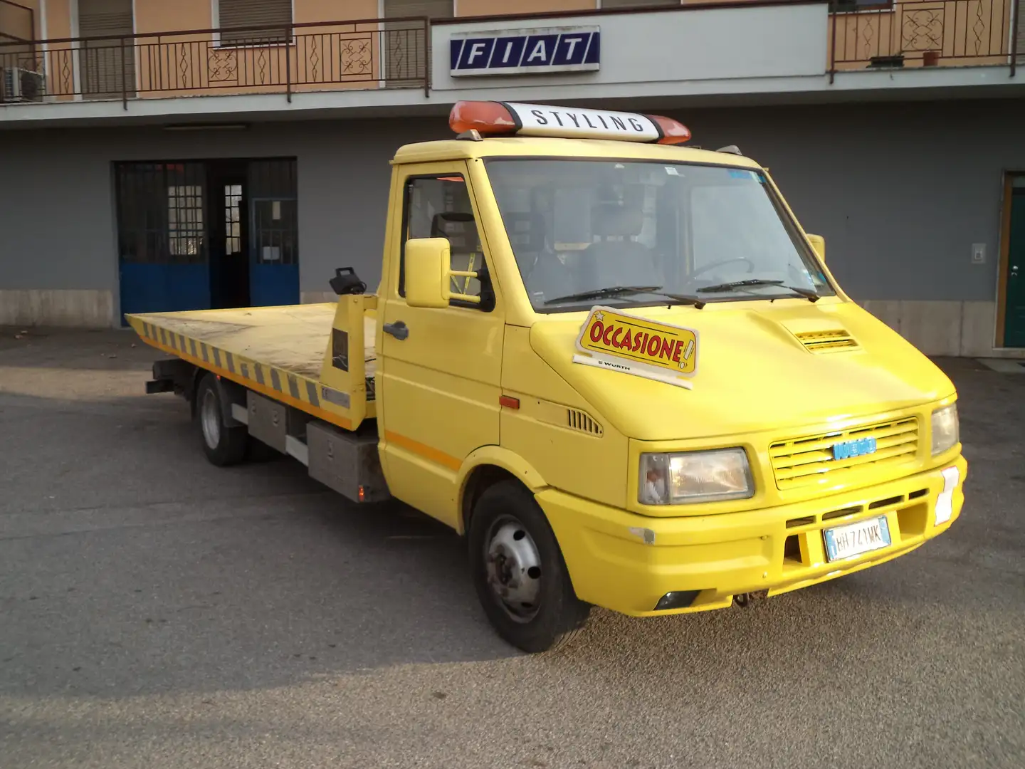 Iveco Daily 49.10.1/35 CARRO ATTREZZI PIANALE CO.ME.AR Żółty - 1