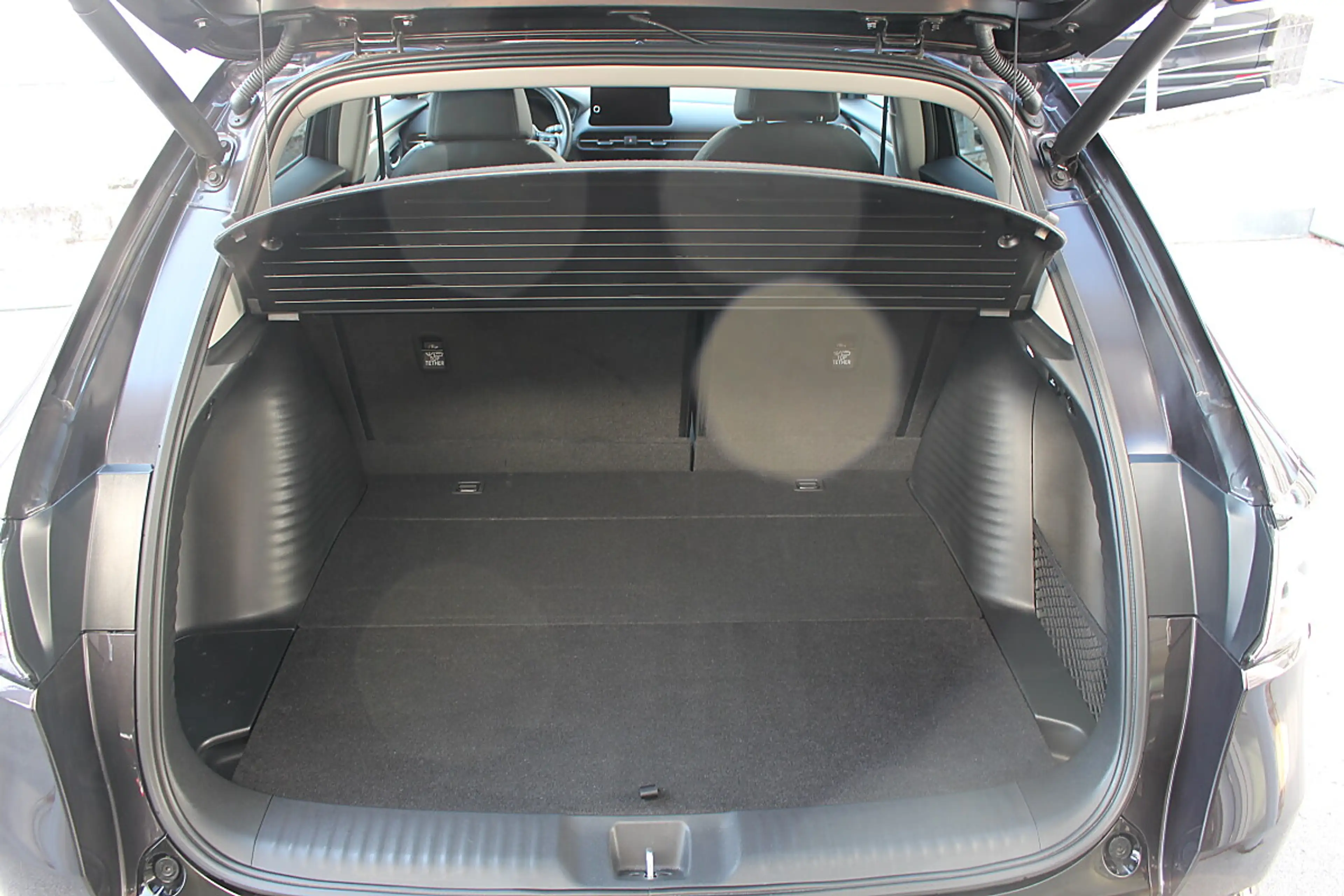 Honda ZR-V 2,0 i-MMD Hybrid Sport Aut. — photo 13