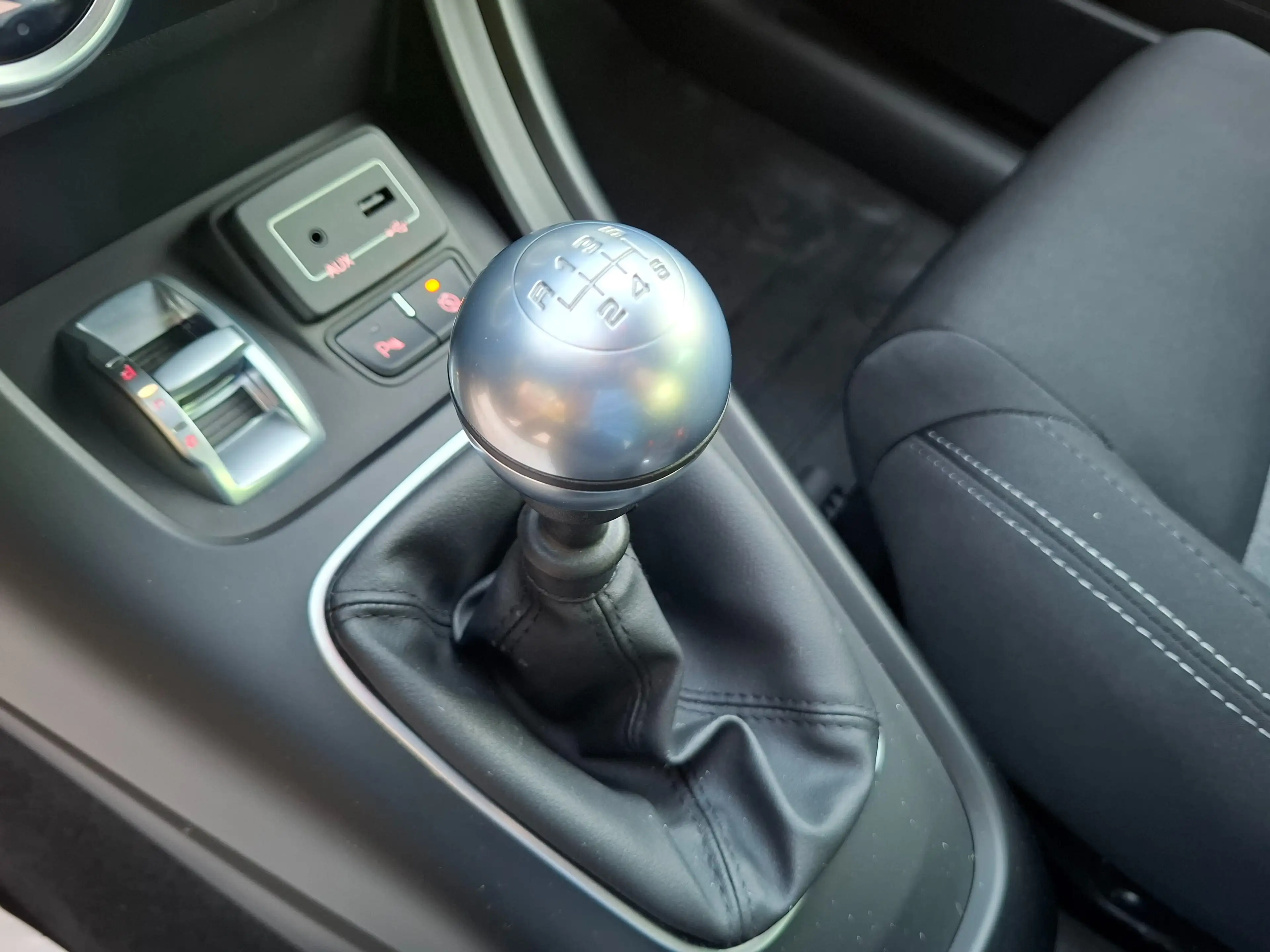 Alfa Romeo Giulietta 1,4 TB Sport, wie NEU! 1.BESITZ, NUR 15.000km — photo 12