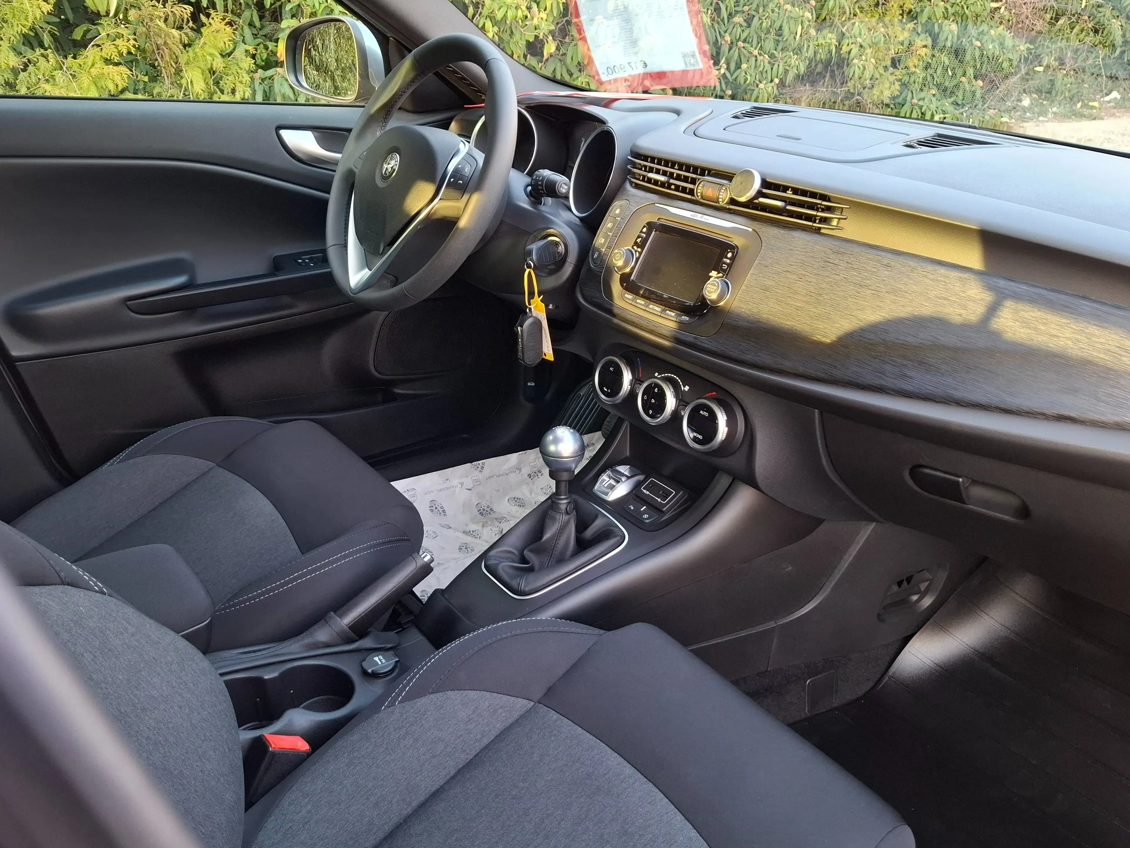 Alfa Romeo Giulietta 1,4 TB Sport, wie NEU! 1.BESITZ, NUR 15.000km — photo 7
