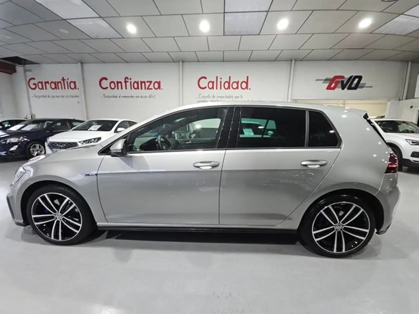 Volkswagen Golf 1.4 TSI GTE E-POWER 204 CV DSG Grau - 2