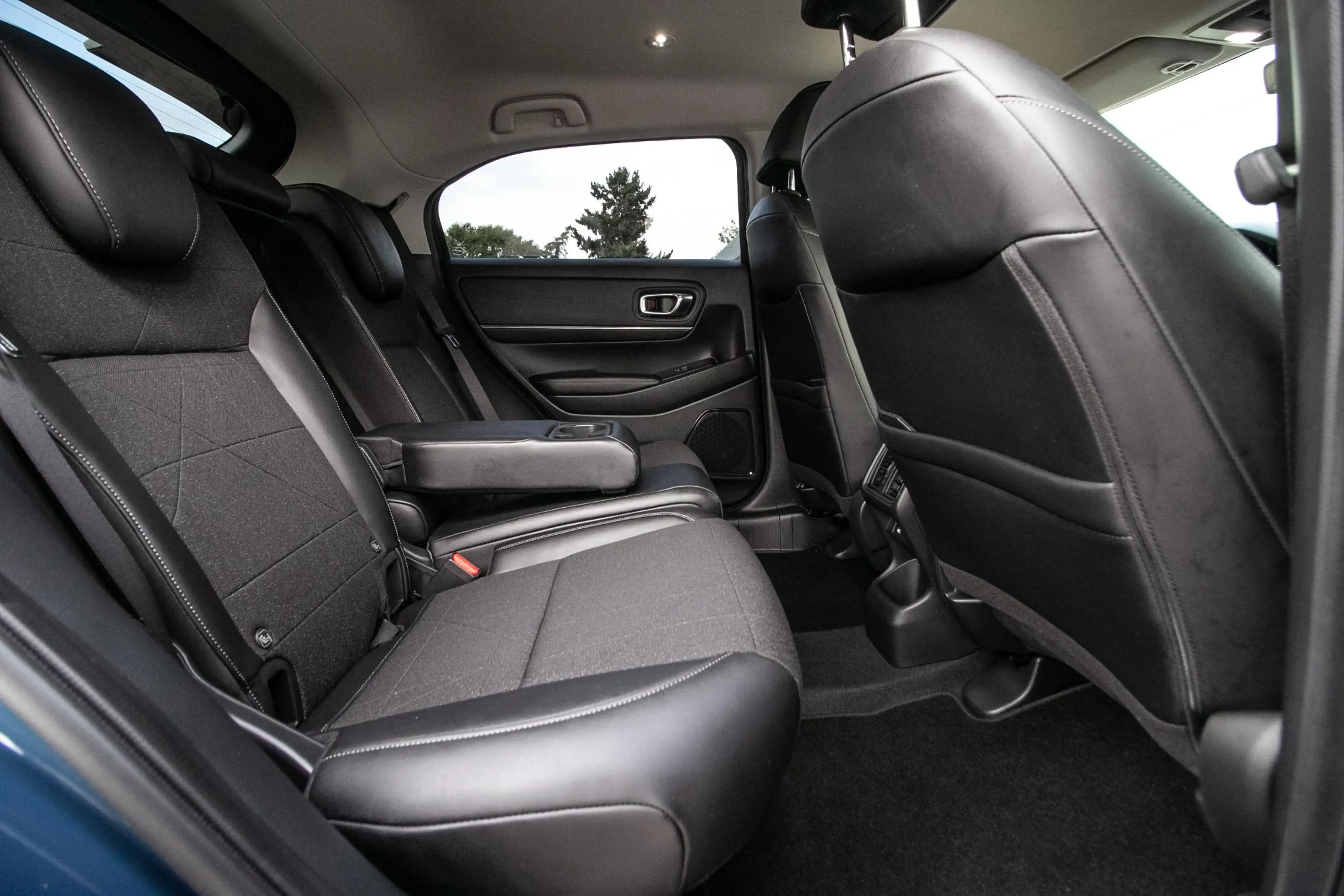 Honda HR-V 1.5 e:HEV Advance Obscura Black Pack — photo 7