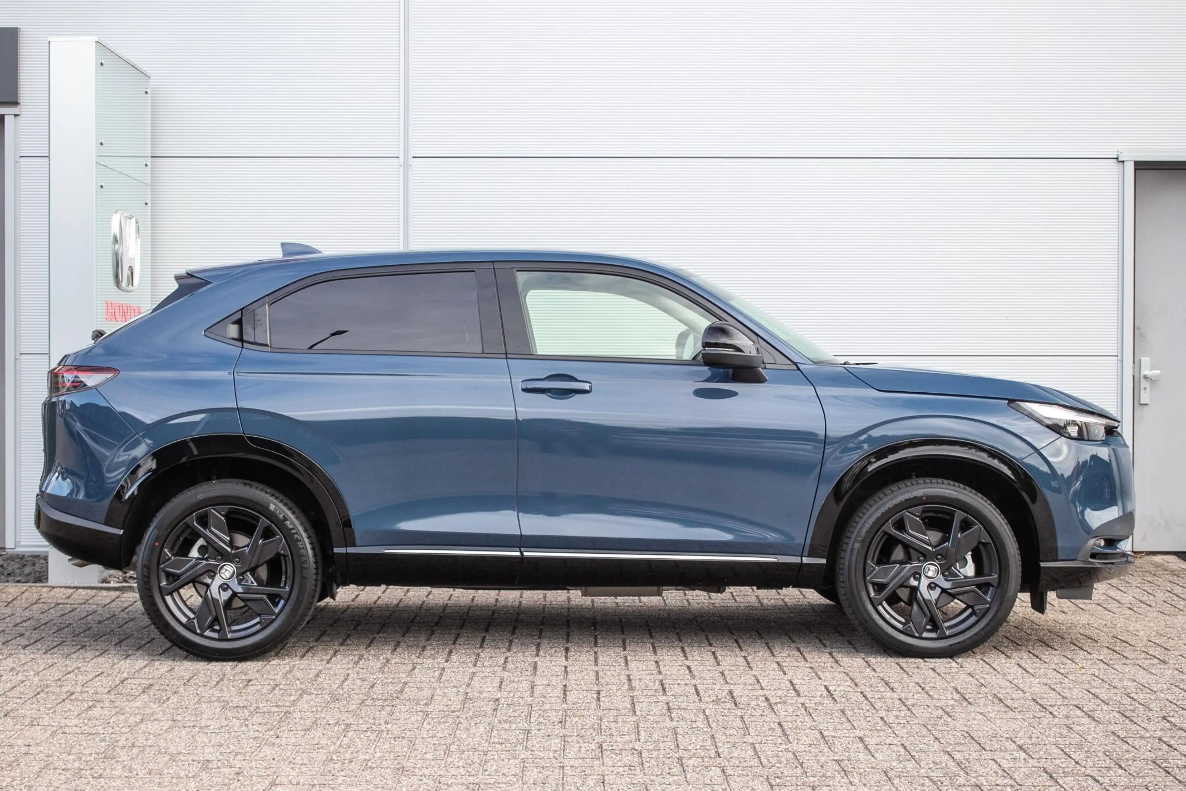 Honda HR-V 1.5 e:HEV Advance Obscura Black Pack — photo 14