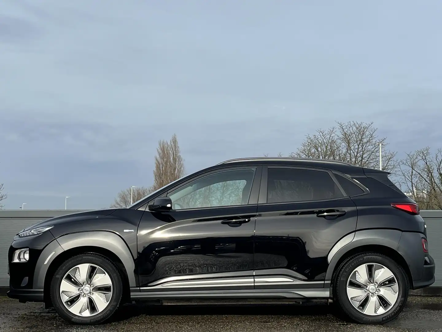 Hyundai KONA EV Fashion 64 kWh | 3 Fase OBC | Adaptieve cruisec Noir - 2