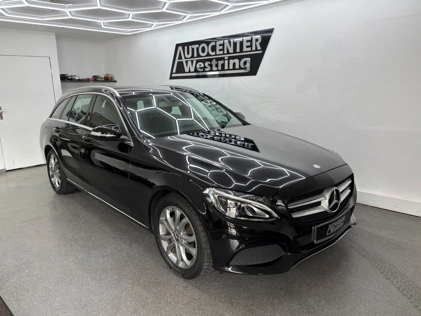 Mercedes-Benz C 180 T CGI Avantgarde*Automatik*LED*Navi* Schwarz - 1