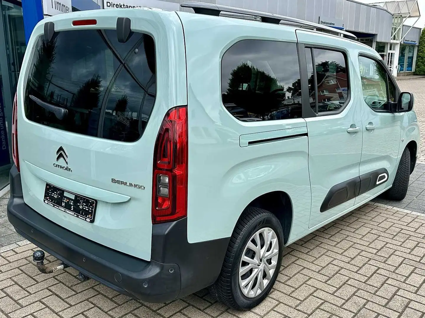Citroen Berlingo SHINE 7-Sitzer XL BlueHDi 130 EAT8 Grün - 2
