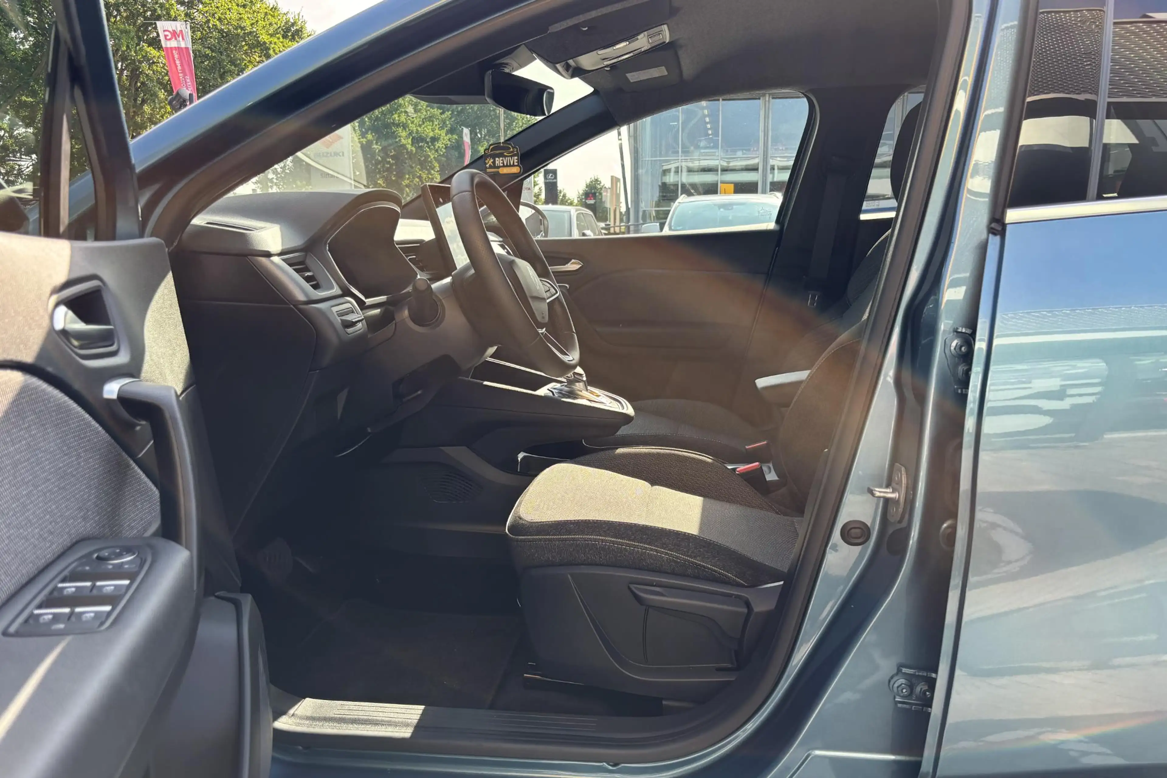 Renault Symbioz 1.6 E-Tech full hybrid 145 techno — photo 10