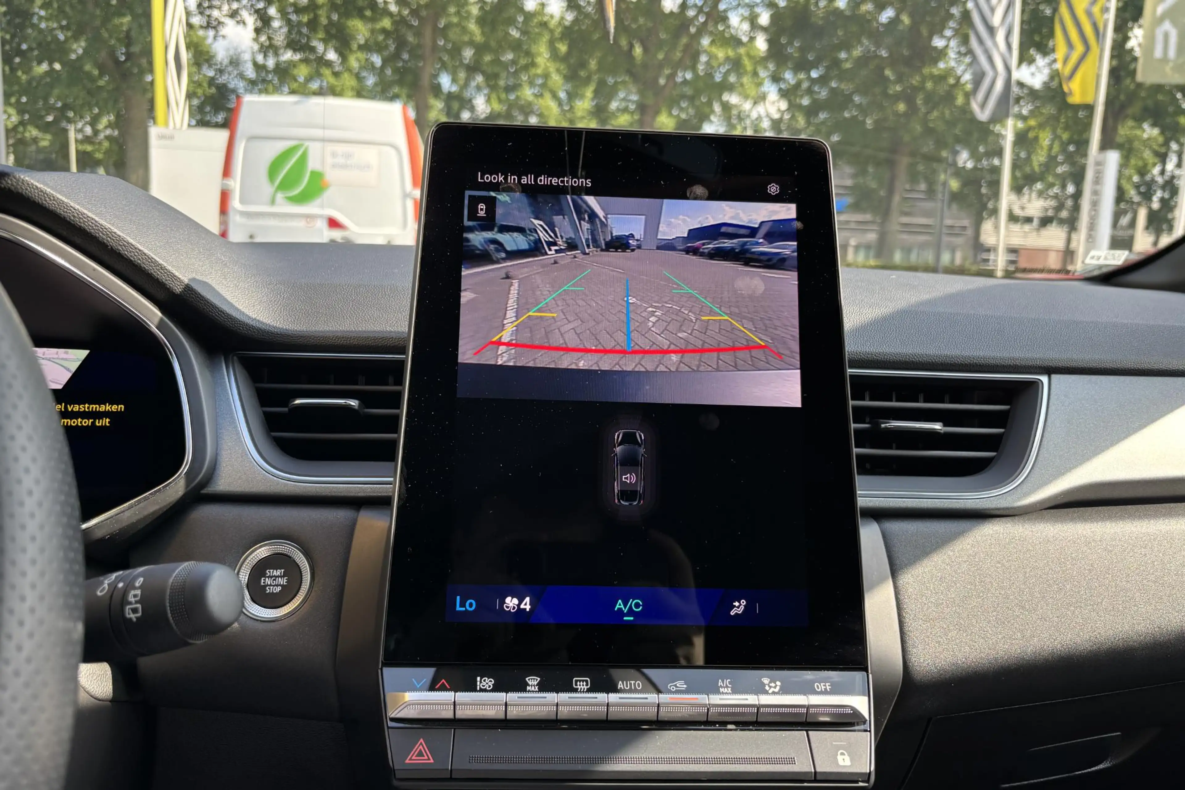 Renault Symbioz 1.6 E-Tech full hybrid 145 techno — photo 14