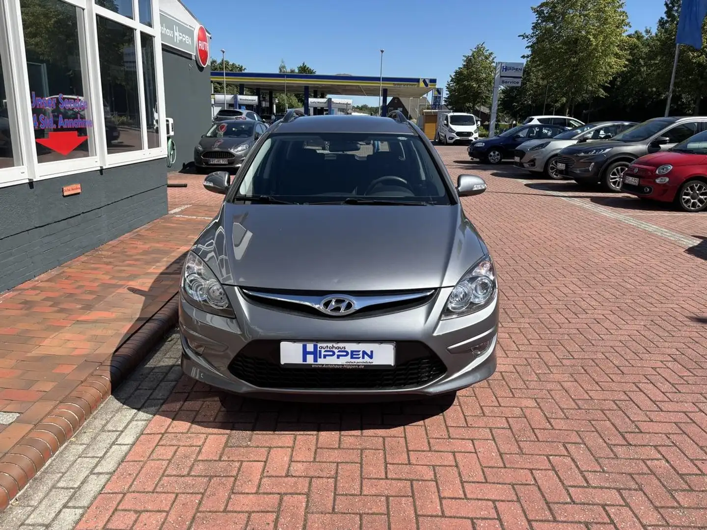Hyundai i30 Kombi 1.6 Automatik Comfort Grau - 2