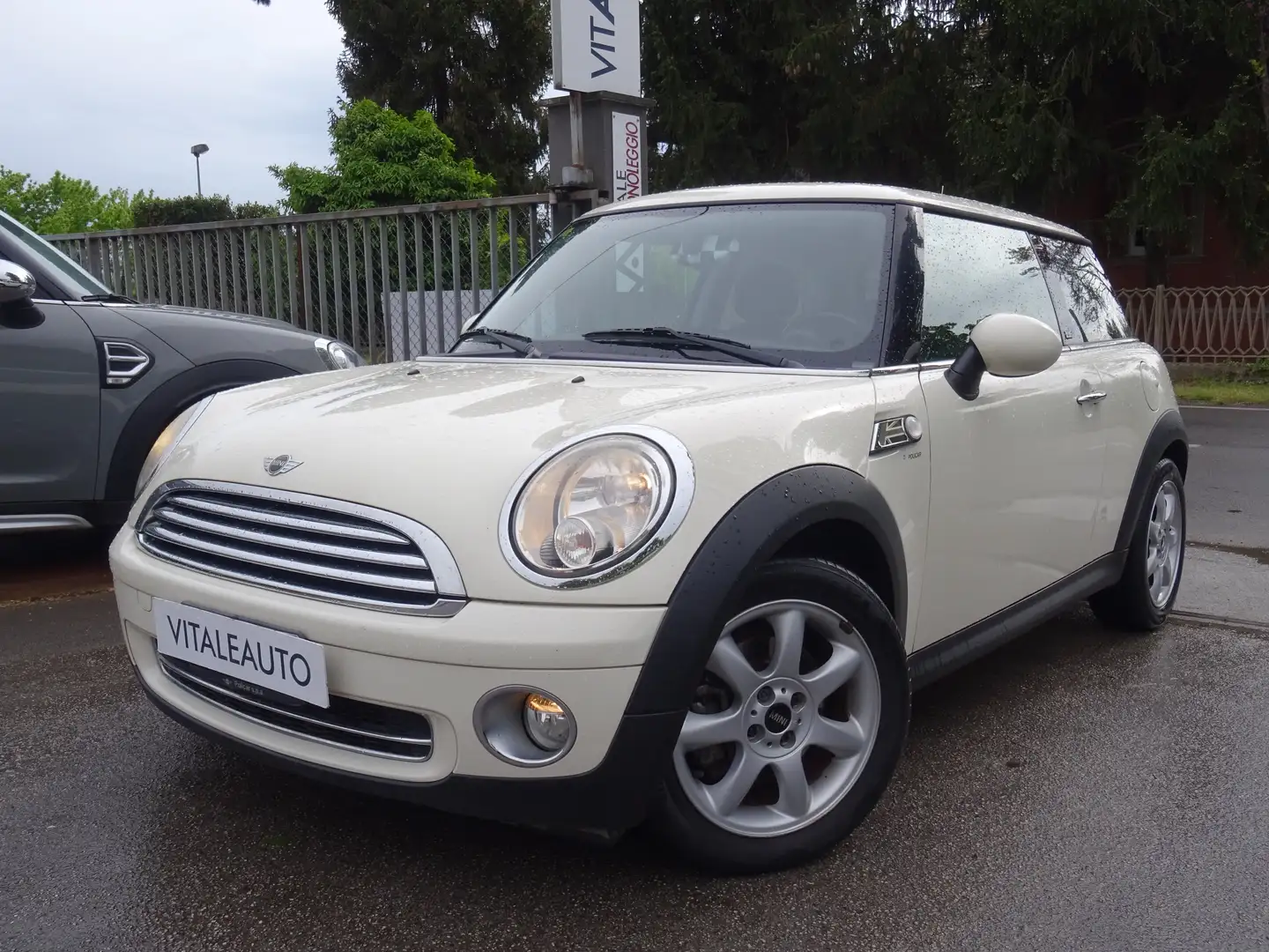 MINI One Mini 1.6 Abbey Road 98cv Euro5   OCCASIONE Beige - 1