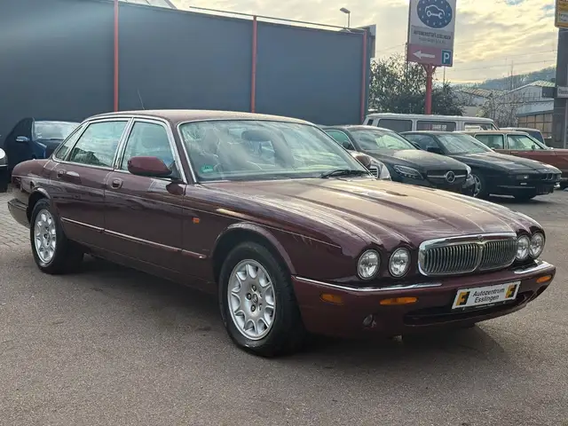 Jaguar XJ Executive 3.2