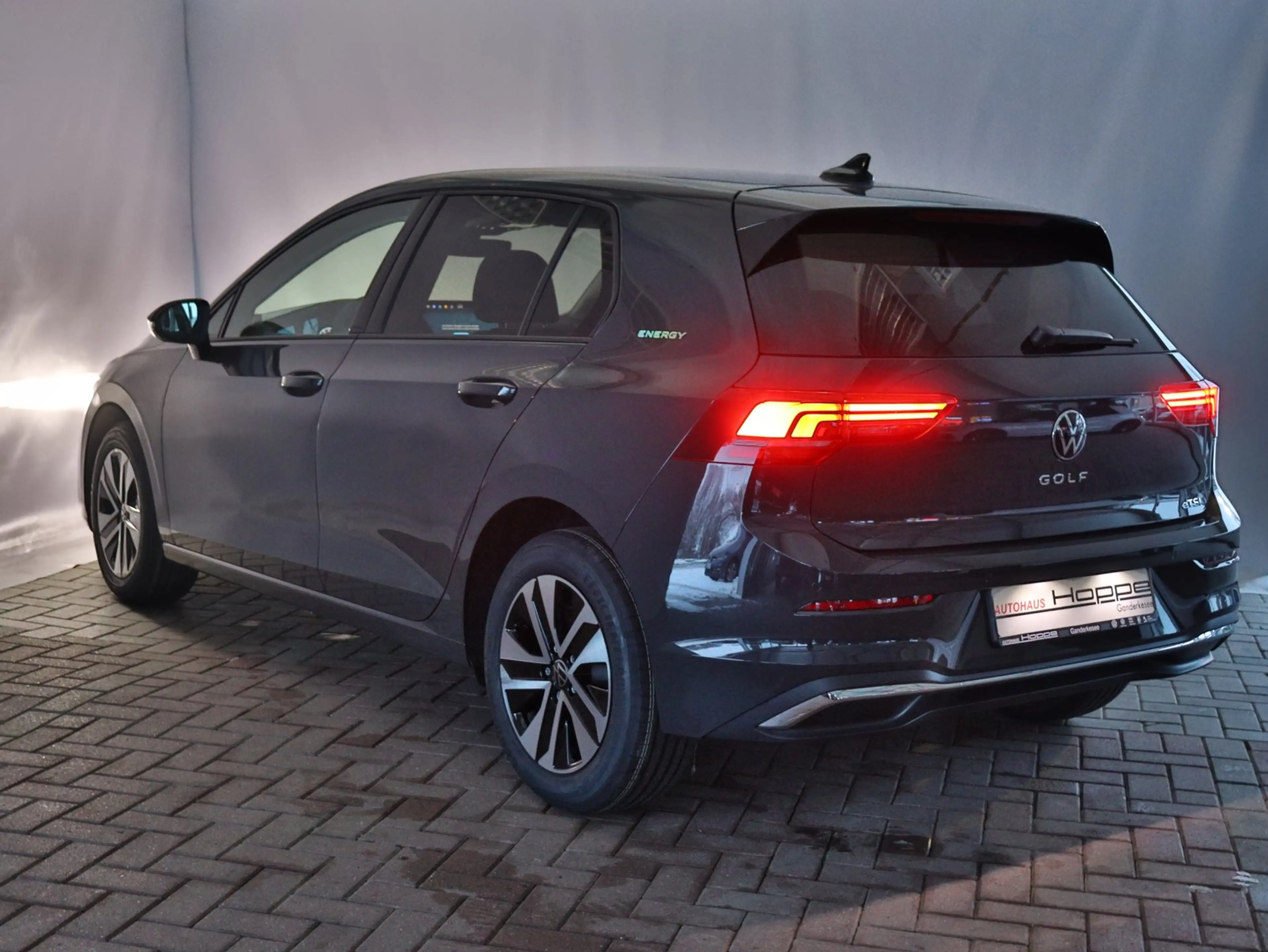 Volkswagen Golf VIII Energy 1.5TSI DSG+RFKAMERA+LED+ACC+SHZ+KLIMA — photo 10