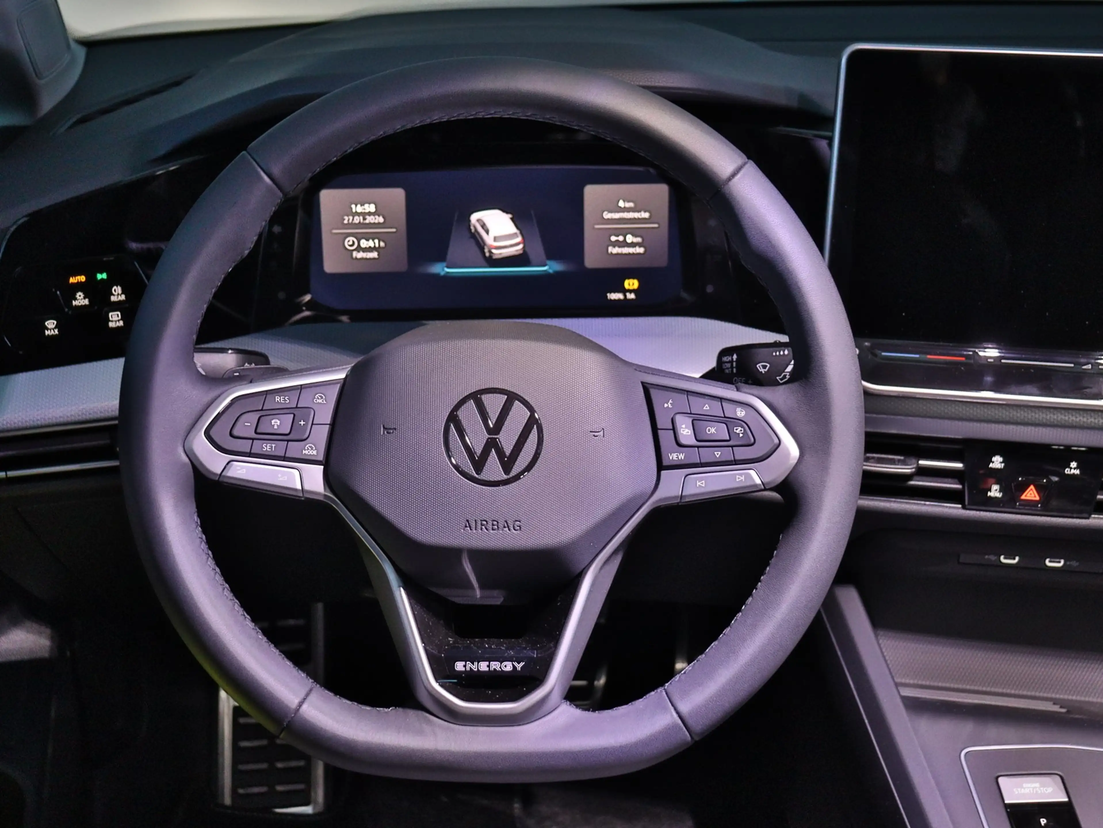 Volkswagen Golf VIII Energy 1.5TSI DSG+RFKAMERA+LED+ACC+SHZ+KLIMA — photo 3