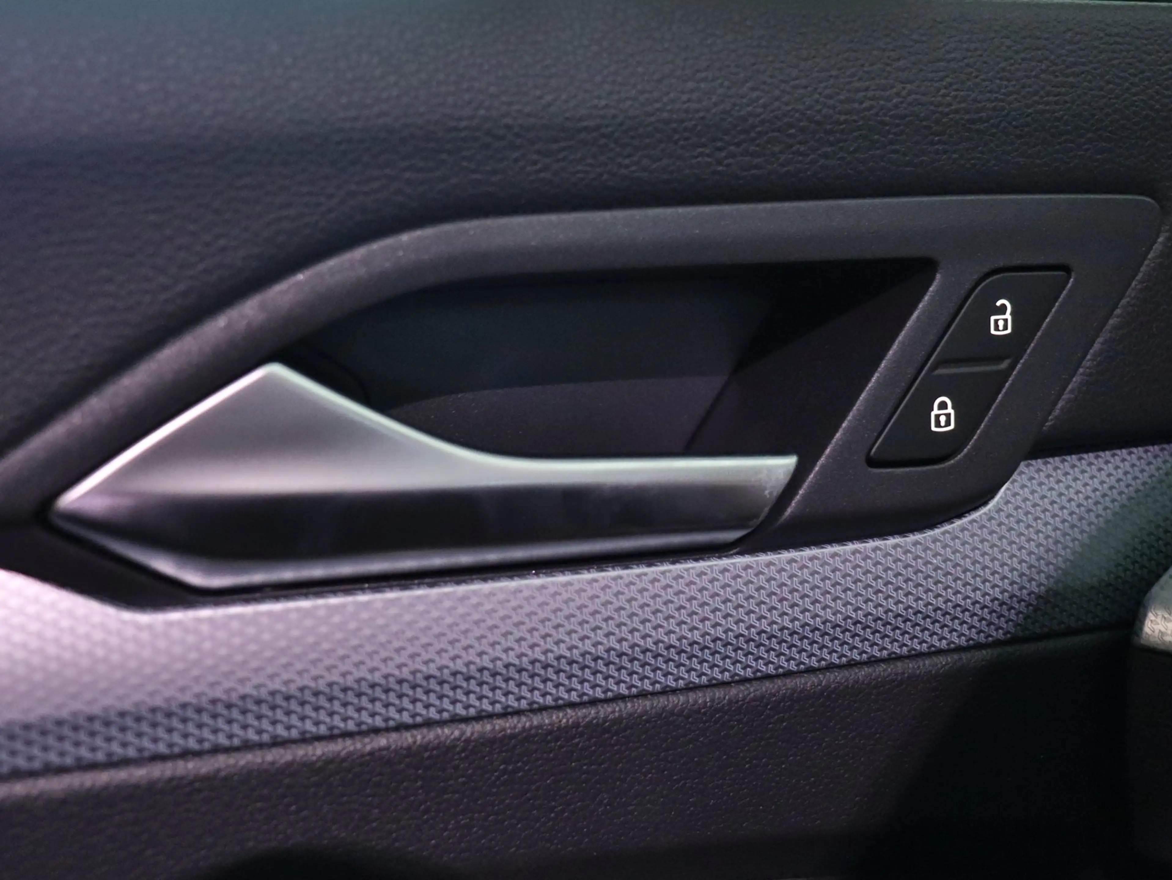Volkswagen Golf VIII Energy 1.5TSI DSG+RFKAMERA+LED+ACC+SHZ+KLIMA — photo 12