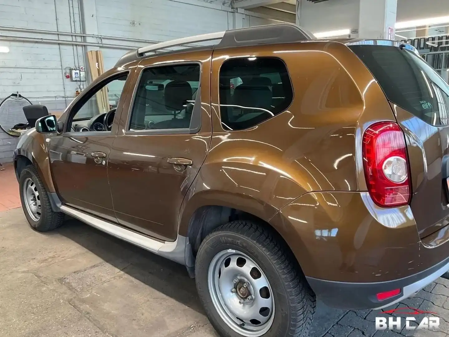 Dacia Duster 1.5 dci 110 prestige 4x4 1ere main attelage - 2