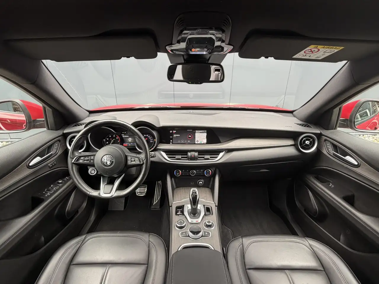 Alfa Romeo Stelvio 2023