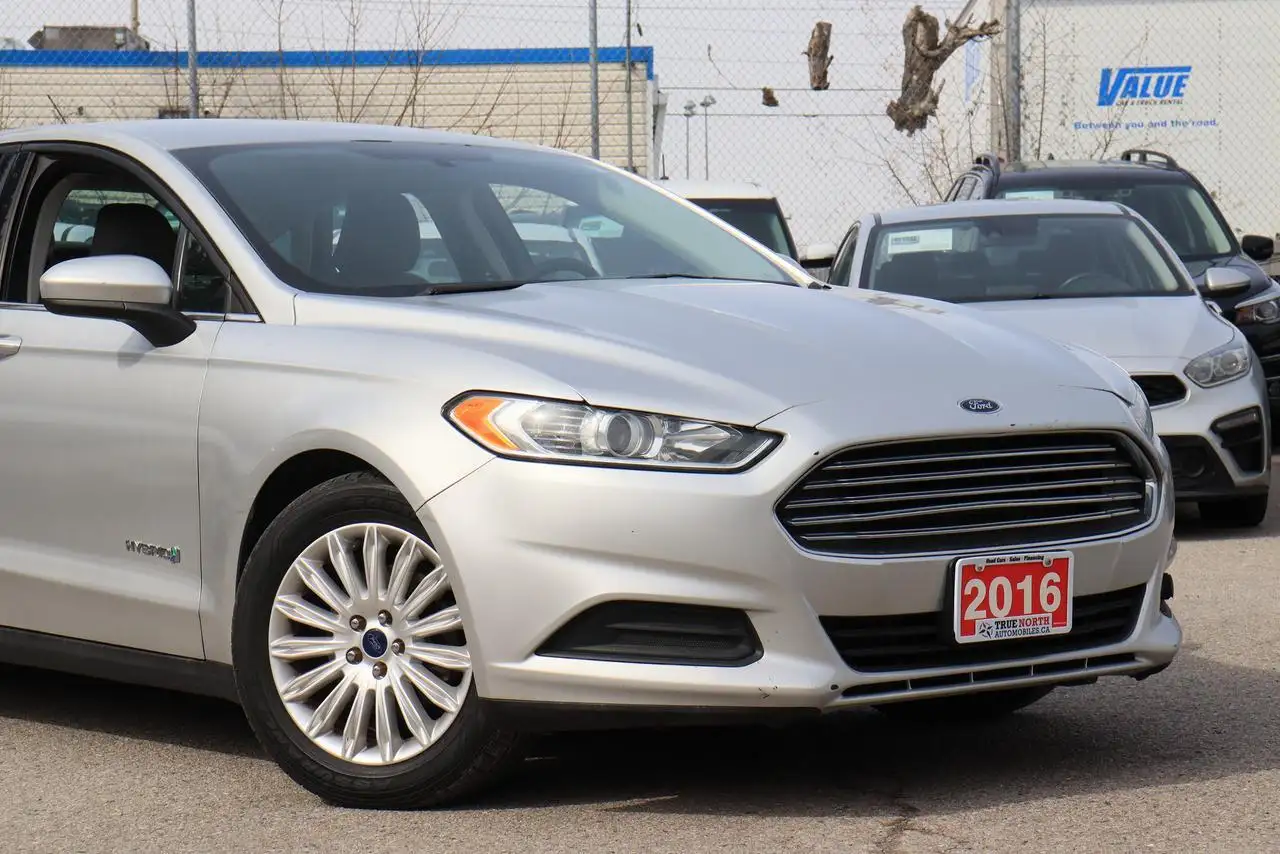 Ford Fusion снимка Ford Fusion