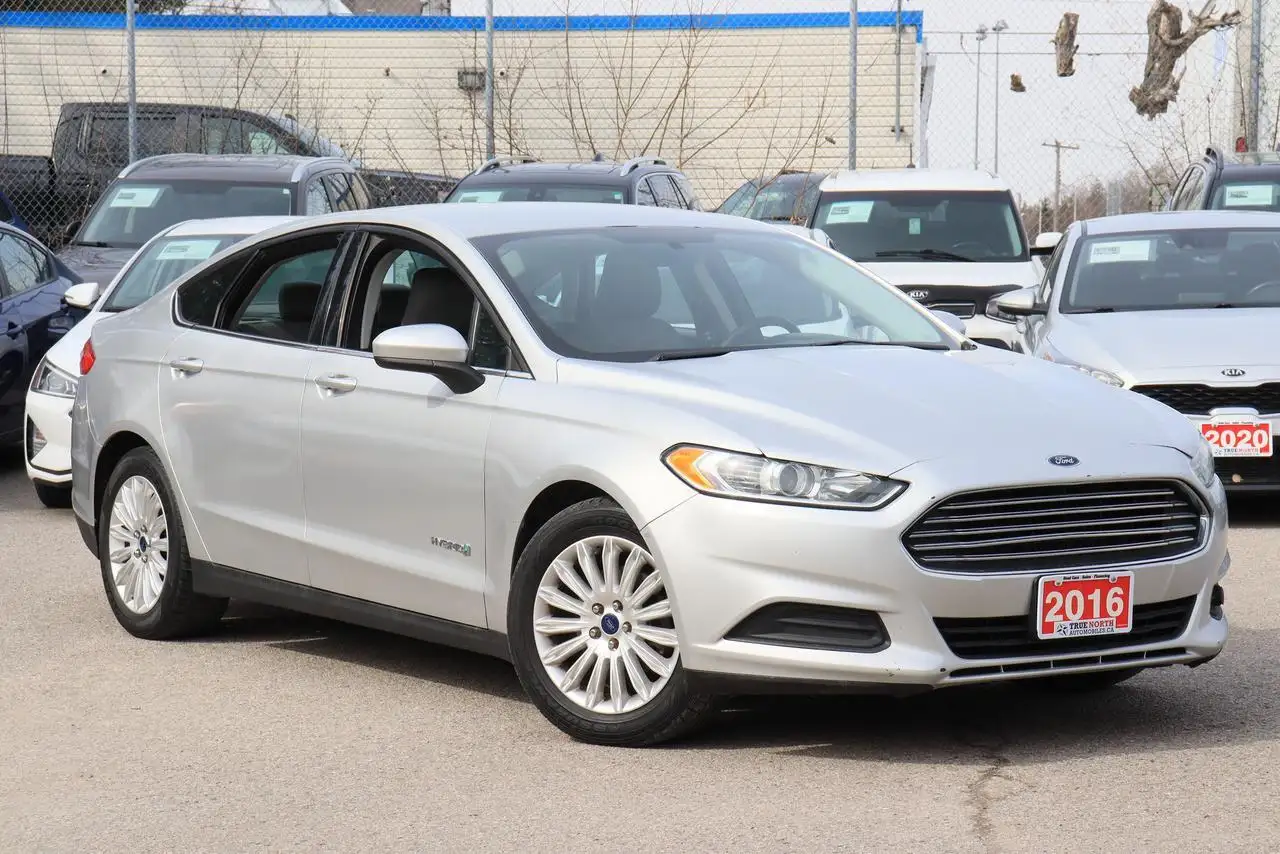 Ford Fusion снимка Ford Fusion