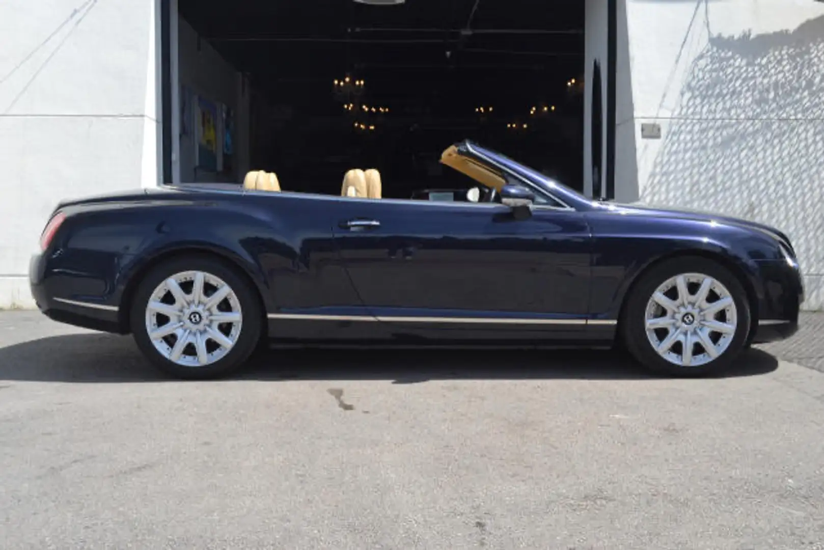 Bentley Continental GTC 12 cil. 6 l Azul - 1
