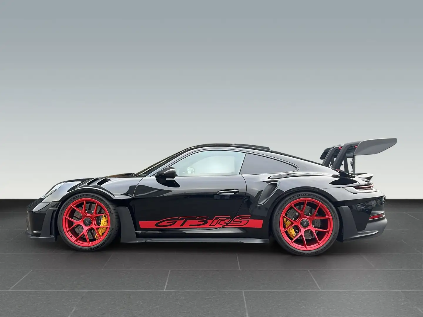 Porsche 992 (911) GT3 RS Weissach-Paket,PCCB,90l,Lift.,B Zwart - 2