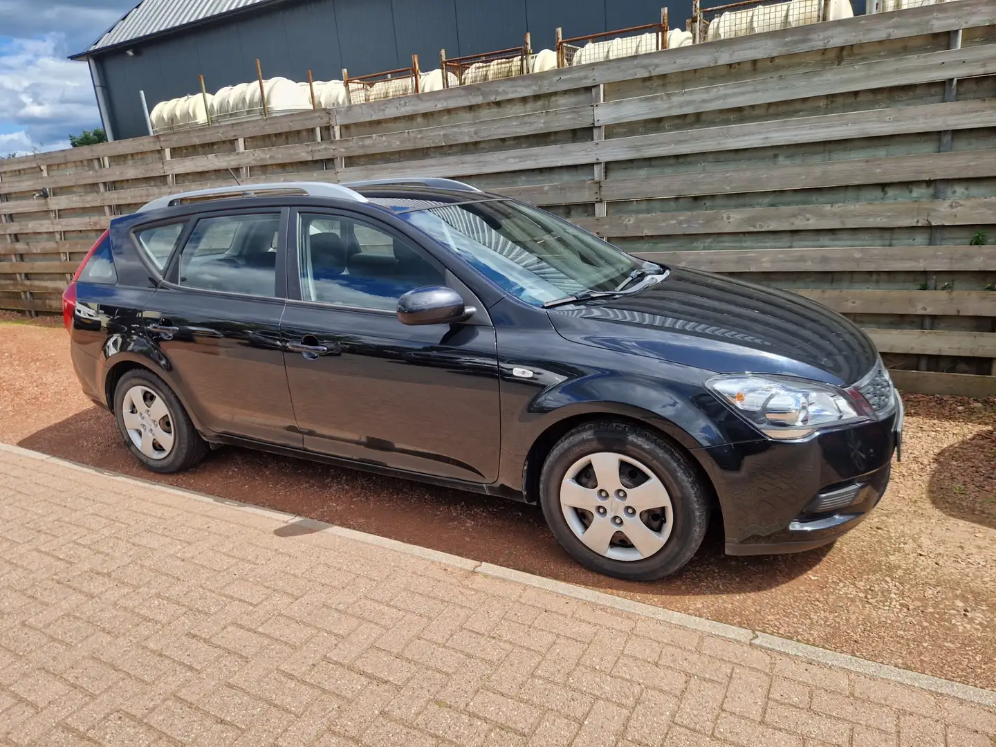 Kia Ceed / cee'd 1.4 CVVT X-tra Airco Noir - 1