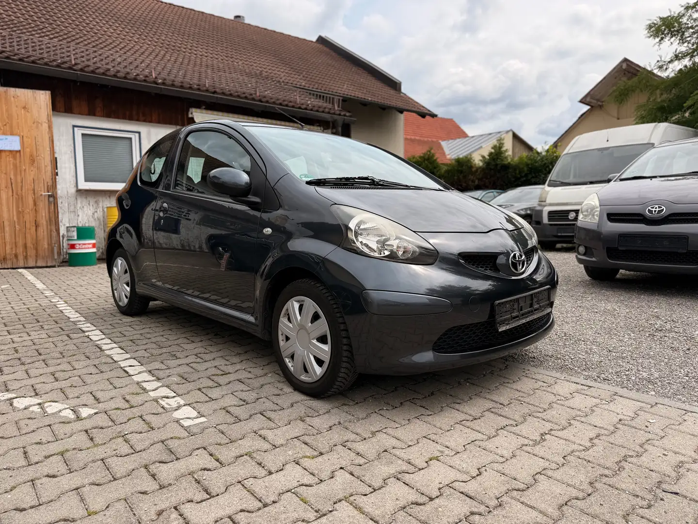 Toyota Aygo Cool-Klima-El.Fh-ZV-2 Hand-Scheckheft Gris - 1