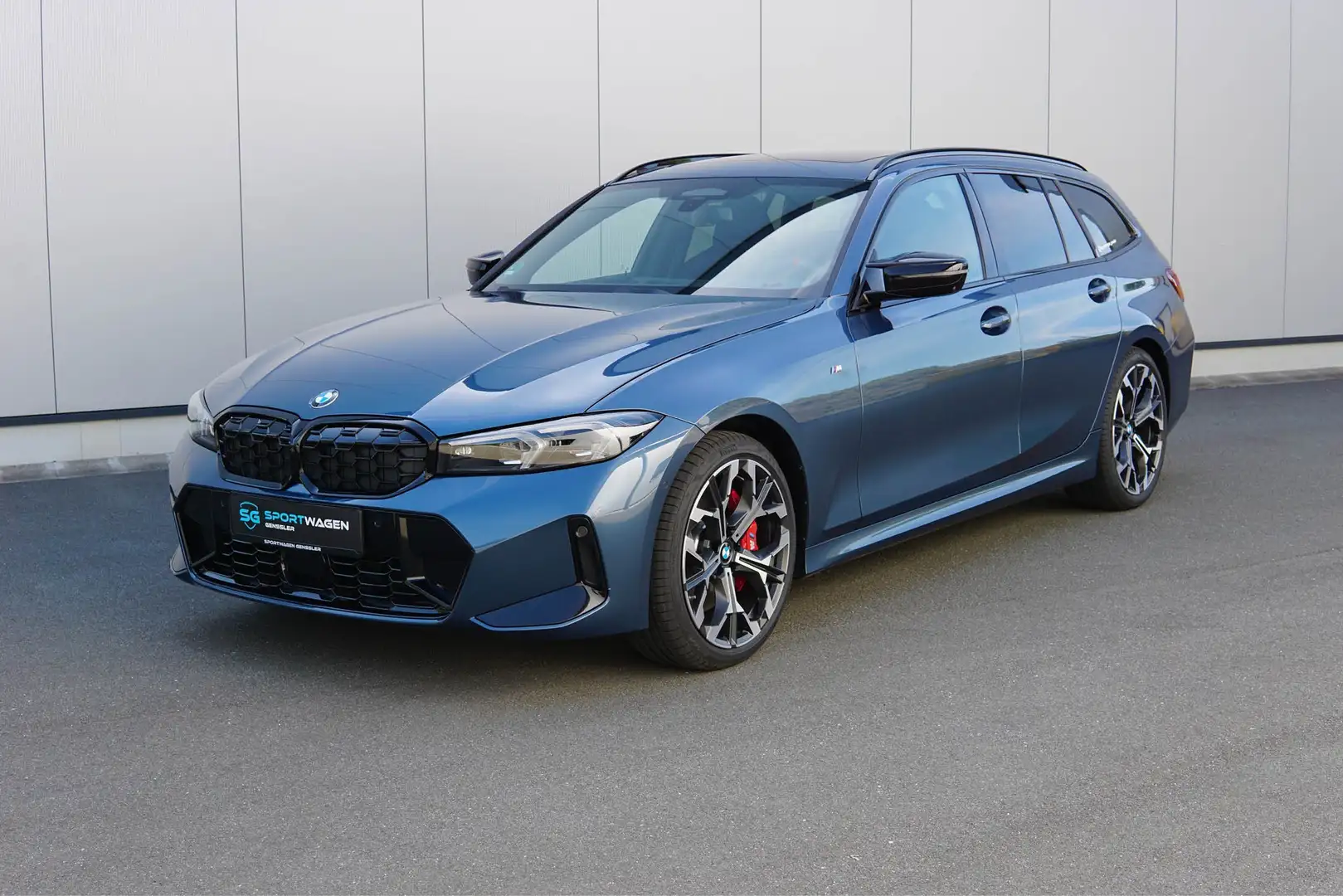 BMW 340 M340i xDrive Touring Blau - 1