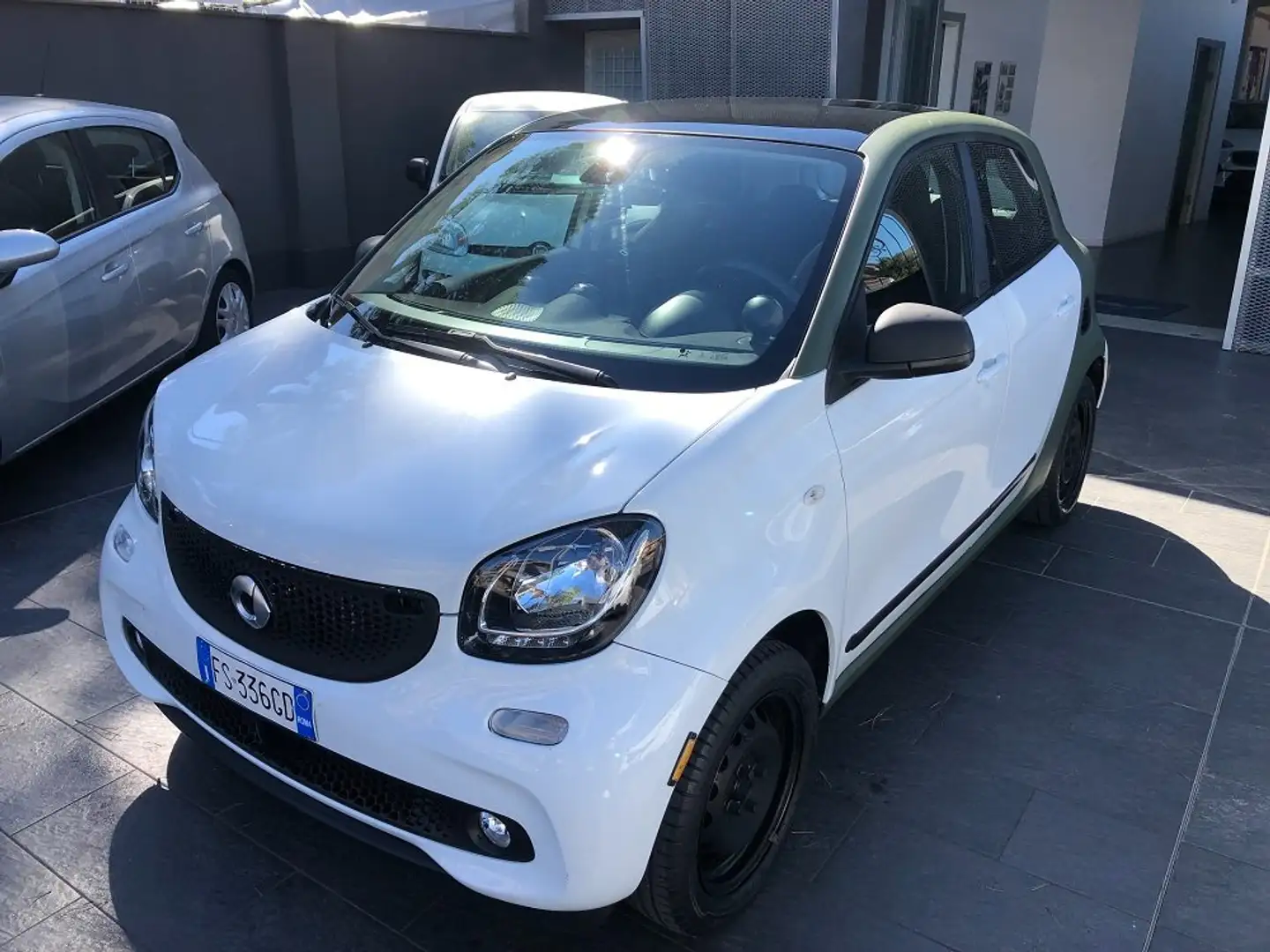smart forFour 1.0 BENZINA 71cv AUTOMATICA E6 PREZZO REALE Bianco - 2