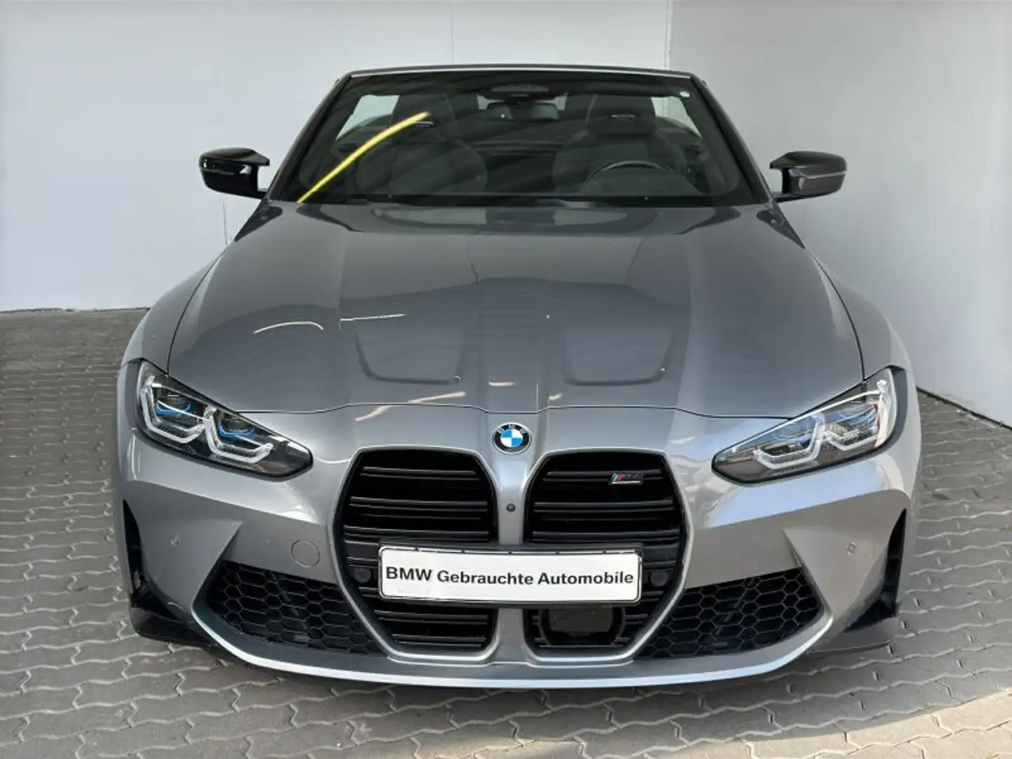 BMW M4 Grau - 2