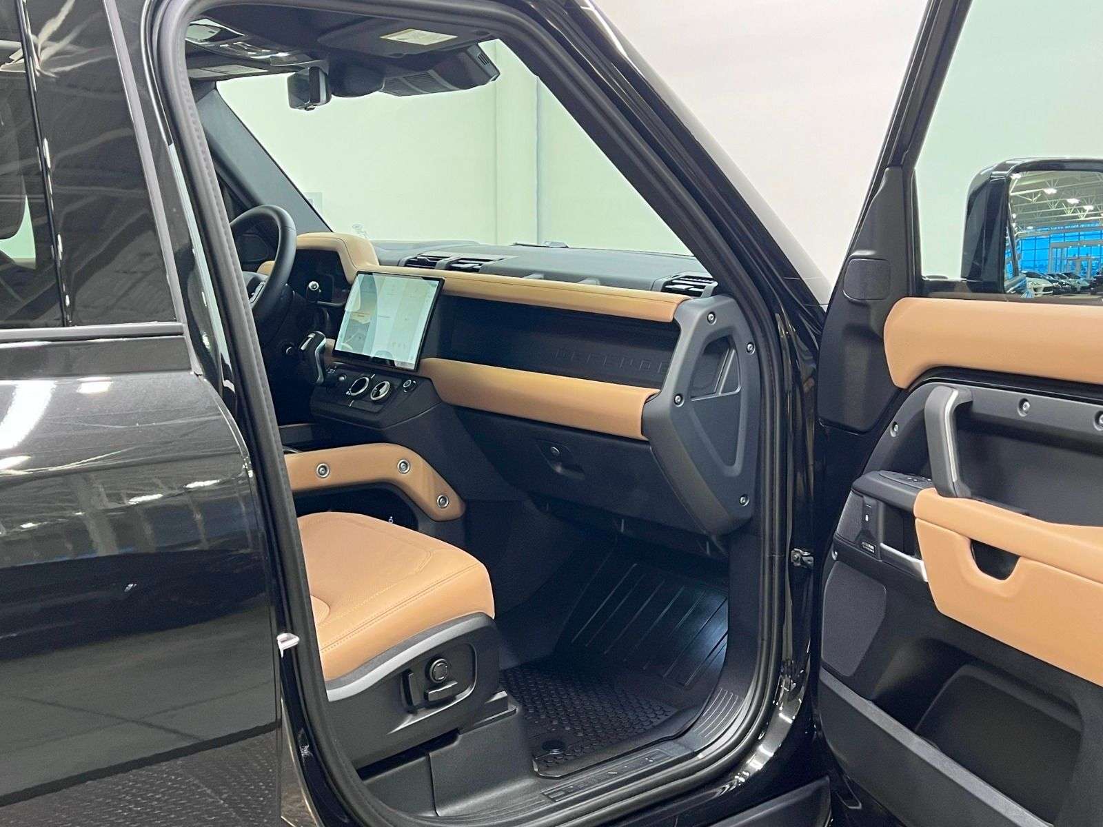 2026 Land Rover Defender 110 P400 X-DYNAMIC SE thumb 15