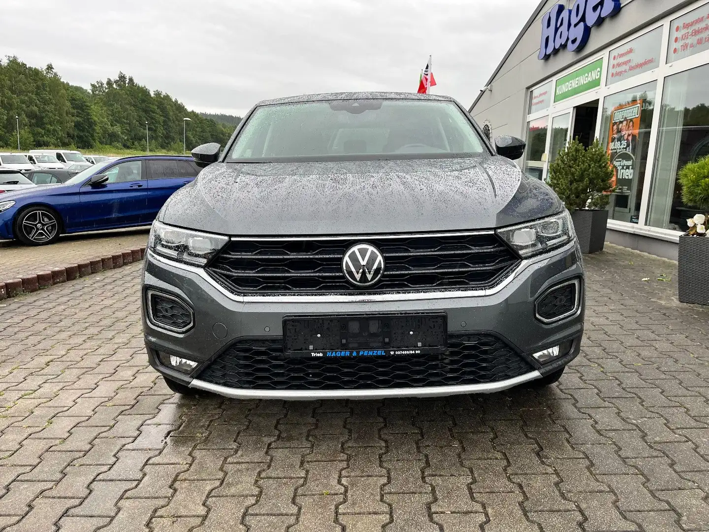 Volkswagen T-Roc Style Klima Navi PDC EHK Gris - 2