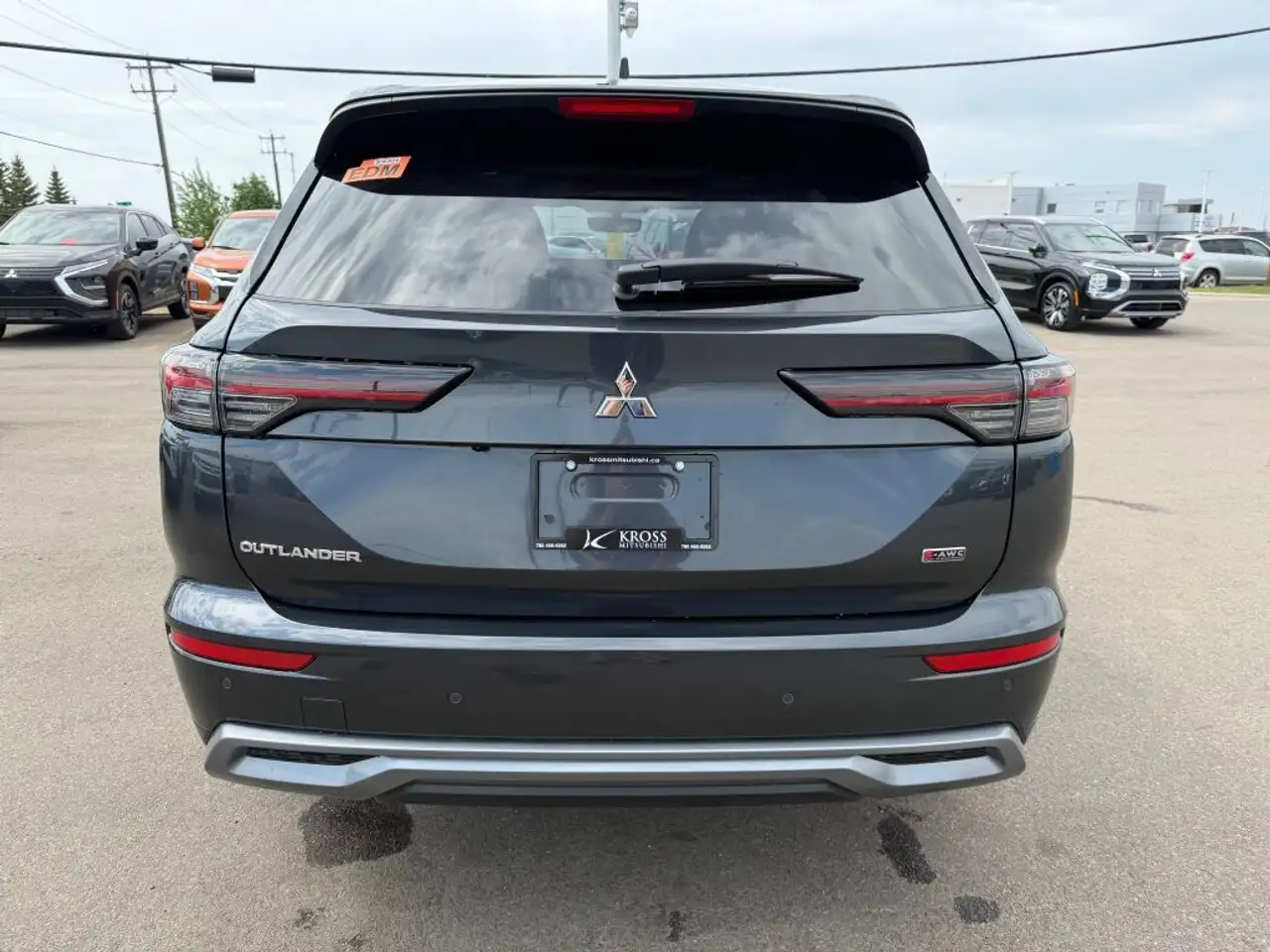 Mitsubishi Outlander снимка Mitsubishi Outlander