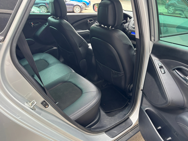 Hyundai iX35 1.6i GDI Style PANO,CRUISE,CLIMAT,NAV,HALF LEER — photo 9